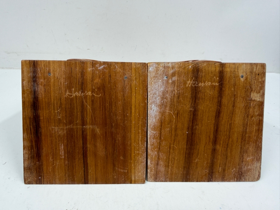 Pair Of Vintage Carved Wooden Angelfish Bookends With Hawaiian Script Signature 4'W X 7'H [Photo 5]
