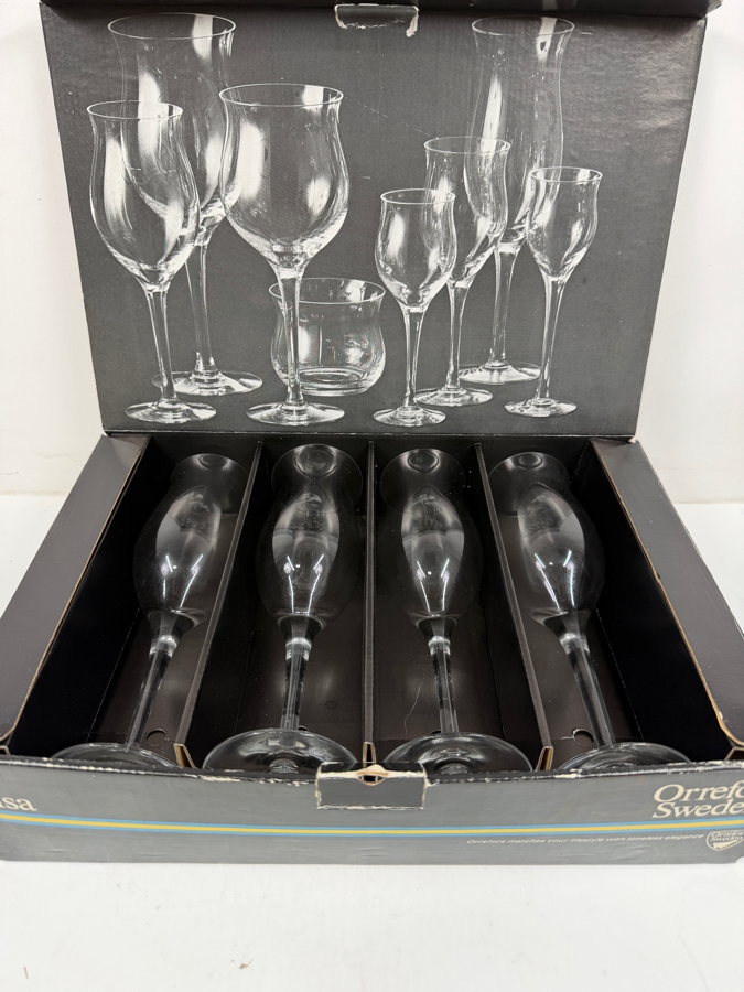 New Set of (4) Orrefors Sweden Lisa Champagne Flutes Designed By Olle Alberius  [Photo 2]