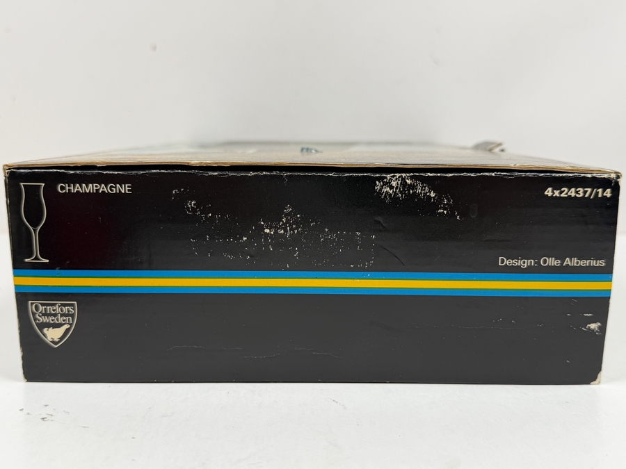 New Set of (4) Orrefors Sweden Lisa Champagne Flutes Designed By Olle Alberius  [Photo 6]