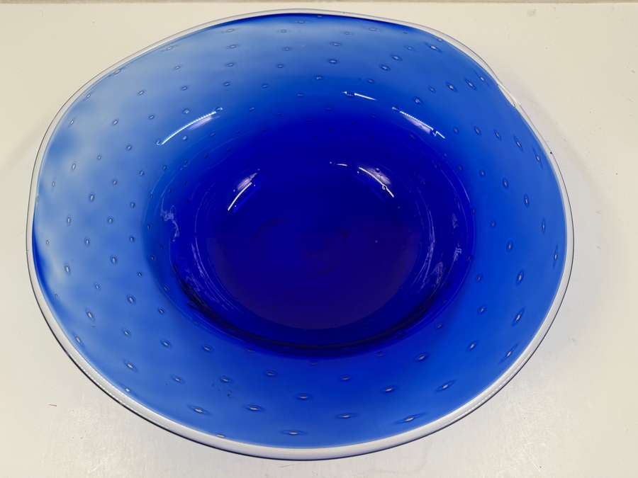 Patricia Yockey Signed Hand Blown Art Glass Bowl 13'W X 12'D X 4'H [Photo 4]