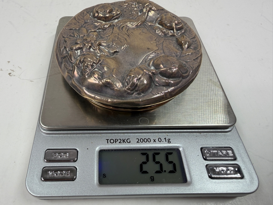 Sterling Silver And Cut Crystal Vanity Jar With Embossed Design Top 25.5g Sterling Silver [Photo 7]