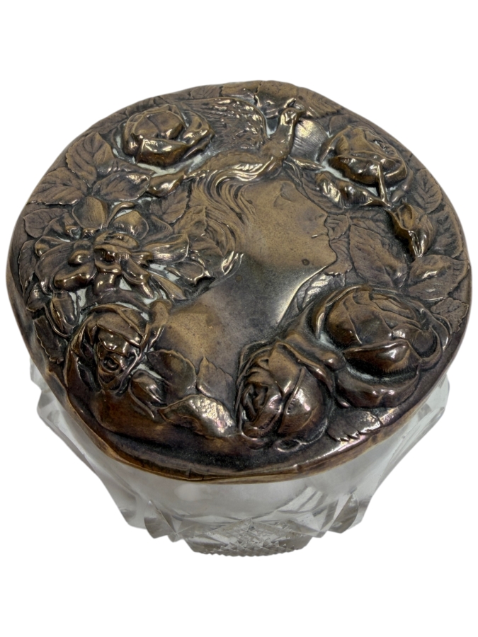 Sterling Silver And Cut Crystal Vanity Jar With Embossed Design Top 25.5g Sterling Silver