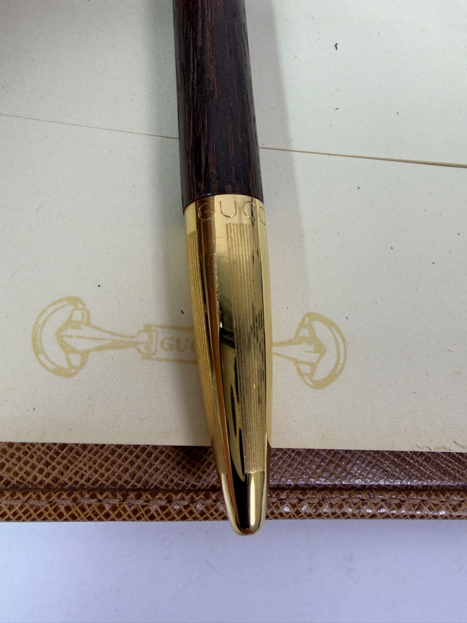 Authentic Vintage Gucci Tan Textured Leather Six Ring Agenda Planner With Gold-Tone Metal Corners, Notepad And Pen 6'W X 7.75'H [Photo 5]