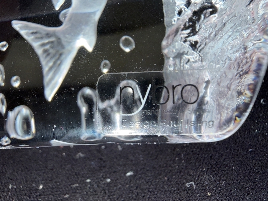 Set Of (2) Swedish Crystal Art Glass Sculptures - Mats Jonasson Kiwi Bird And Nybro Glasbruk Leaping Fish 3.5'H / 5'H [Photo 8]