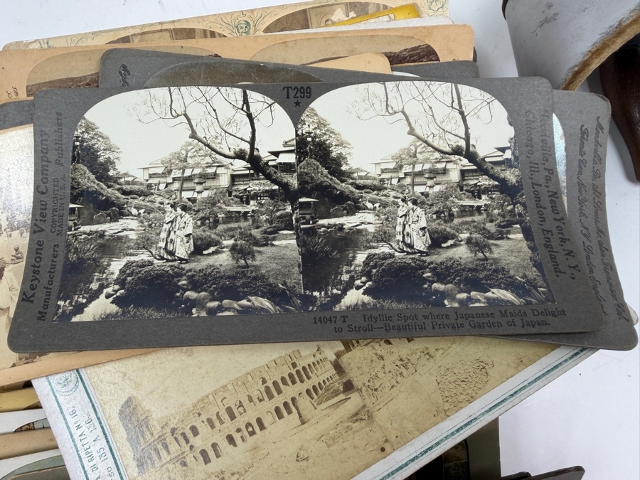 Antique Monarch Stereoscope Viewer With Stack Of 78 Stereograph Cards [Photo 18]