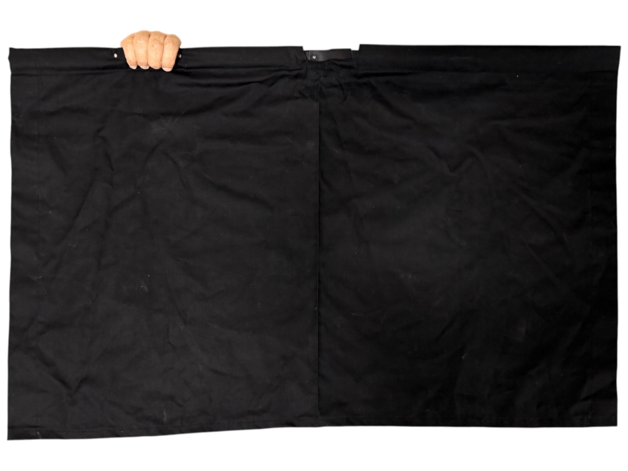 Magic Change Bag With Fake Hand - Classic Magician Utility Prop To Make Objects Appear, Disappear, Or Change Into Something Else 40'W X 25'H