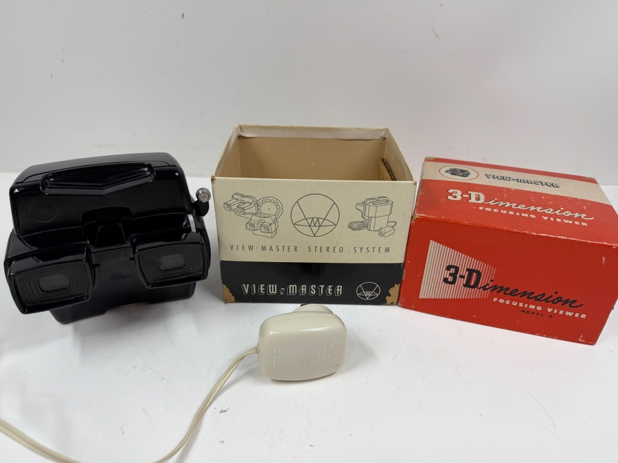 Vintage View Master Stereo System and 3-D Focusing Viewer Model D With Box [Photo 2]