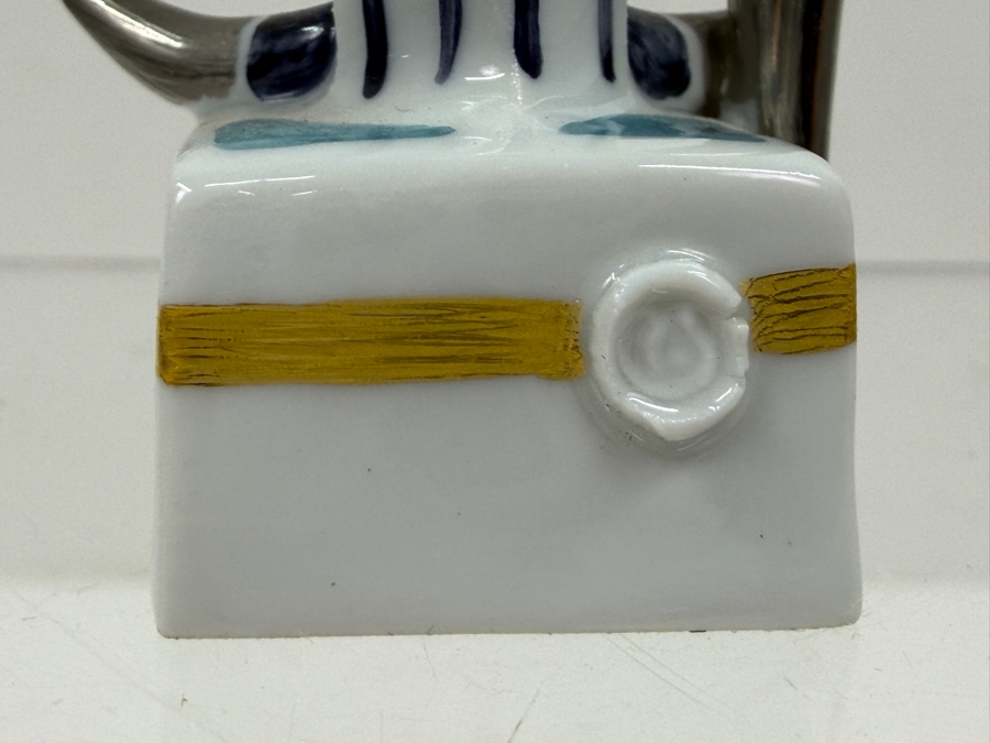 Meissen Modernist Porcelain Cubist Style Don Quixote Figurine By Peter Strang Model 81831 Missing Left Arm/Hand [Photo 3]