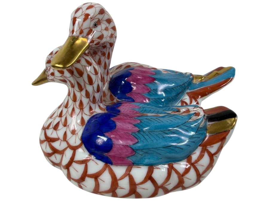 Herend Hungary Hand-Painted Porcelain Pair of Loving Duck Figurines With 24K Gold Painted Beaks 4'W X 2.75'H