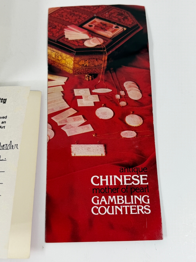 (71) Antique Chinese Mother Of Pearl Hand Carved Gambling Counters Circa 1815 Qing Dynasty Chia Ching Era With Etched Scenes And Certificate Of Authenticity [Photo 10]