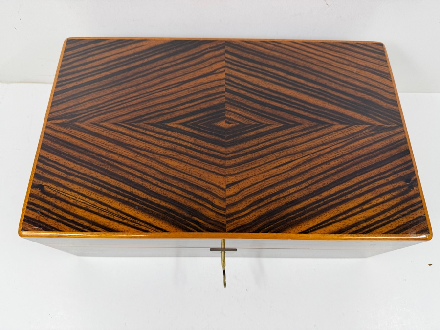 Davidoff Exotic Wood Cigar Humidor Box With Lock And Key Including Assorted Smoking Accessories 15'W X 9'D X 5.5'H [Photo 2]