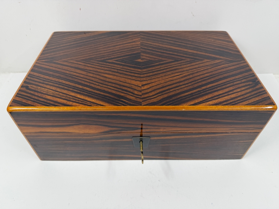 Davidoff Exotic Wood Cigar Humidor Box With Lock And Key Including Assorted Smoking Accessories 15'W X 9'D X 5.5'H [Photo 3]