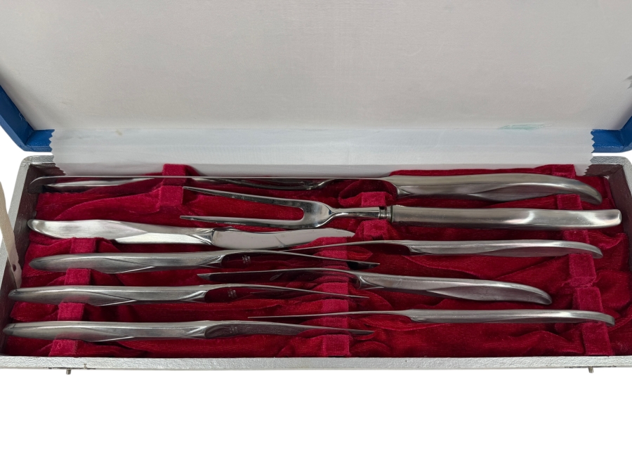 Vintage Nasco Stainless Steel Cutlery Set Including Carving Knife / Fork And 6 Steak Knives With Red Velvet Lined Case Made In Japan