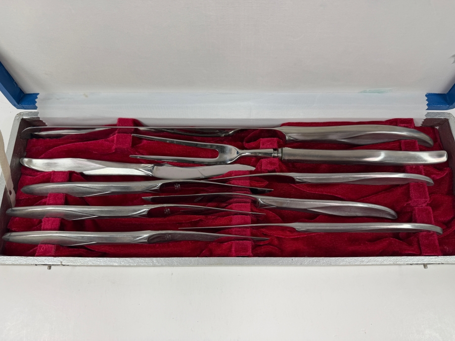 Vintage Nasco Stainless Steel Cutlery Set Including Carving Knife / Fork And 6 Steak Knives With Red Velvet Lined Case Made In Japan [Photo 2]