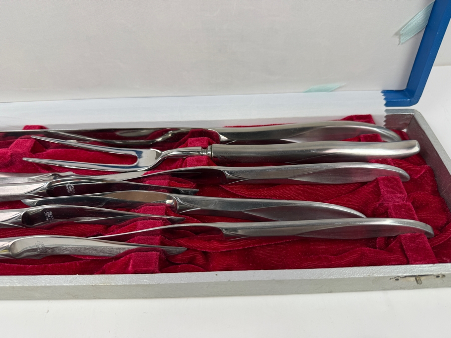 Vintage Nasco Stainless Steel Cutlery Set Including Carving Knife / Fork And 6 Steak Knives With Red Velvet Lined Case Made In Japan [Photo 5]