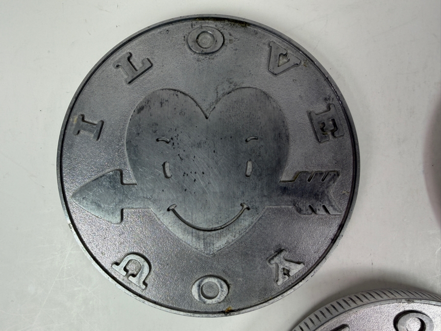 Alessi I Love You And I Love Money Trivets Designed By Stefano Giovannoni In 1995 7'W [Photo 3]