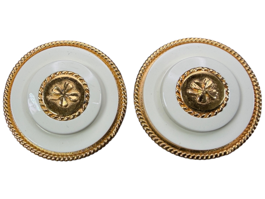 Vintage Chanel Clip-On Earrings 1.5'W