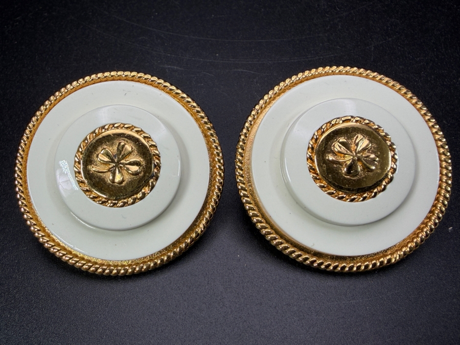 Vintage Chanel Clip-On Earrings 1.5'W [Photo 3]