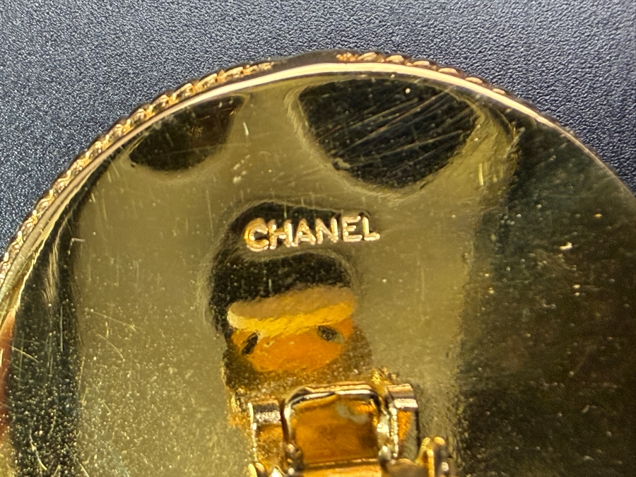 Vintage Chanel Clip-On Earrings 1.5'W [Photo 6]