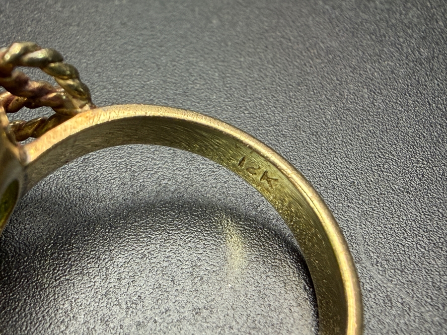 18k Gold Ring With Cabochon Green Jade Size 6.5 4.5g Appraised At $2,400 Retail [Photo 8]