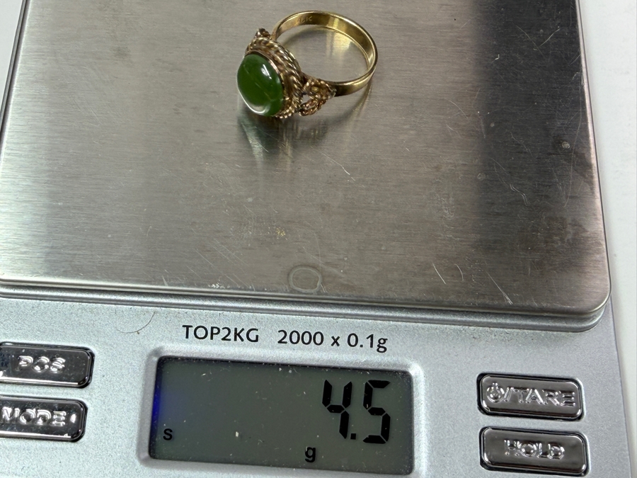 18k Gold Ring With Cabochon Green Jade Size 6.5 4.5g Appraised At $2,400 Retail [Photo 9]