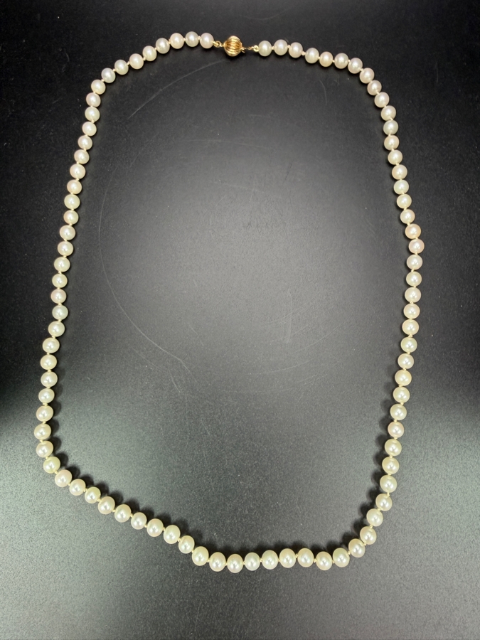 26' 6.0mm Cultured Pearl Strand Necklace With 14k Gold Clasp Appraised At $1,400 Retail [Photo 3]