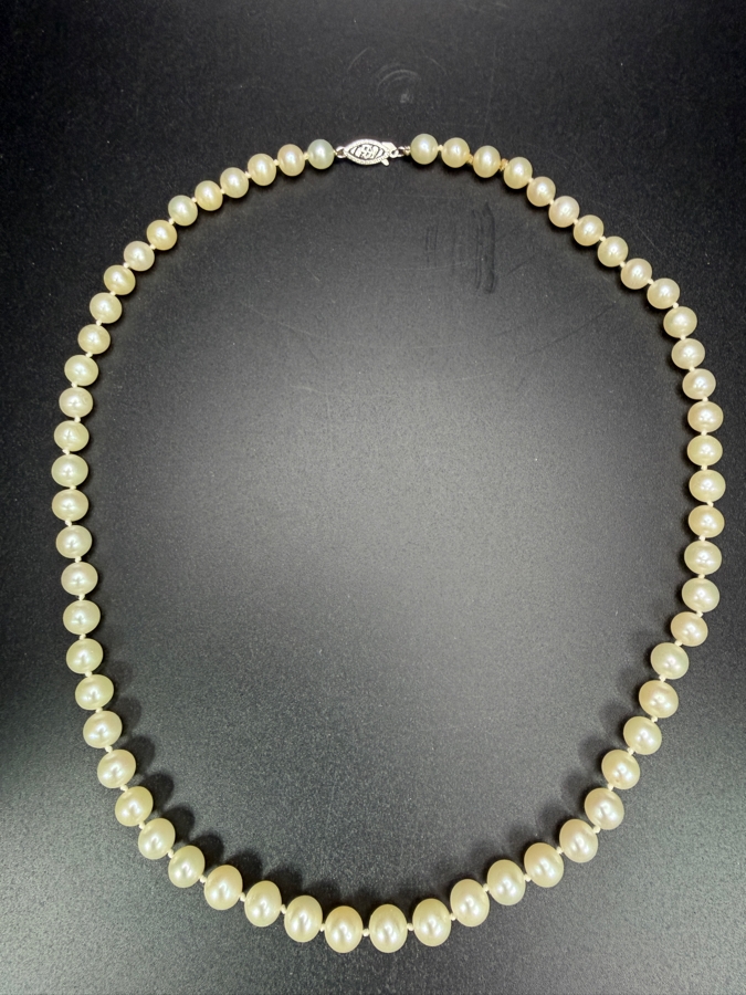 19' 7.0mm Cultured Pearl Strand Necklace With 14k Gold Clasp Appraised At $700 Retail [Photo 3]