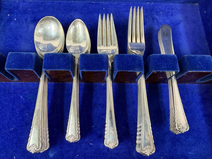 Boxed Rogers Sterling Silver Flatware Service For 6 (36 Pieces) - 1,047g Of Sterling Silver $3,015 Melt Value Plus 408g Of Sterling Silver Handled / Stainless Blade Knives [Photo 7]