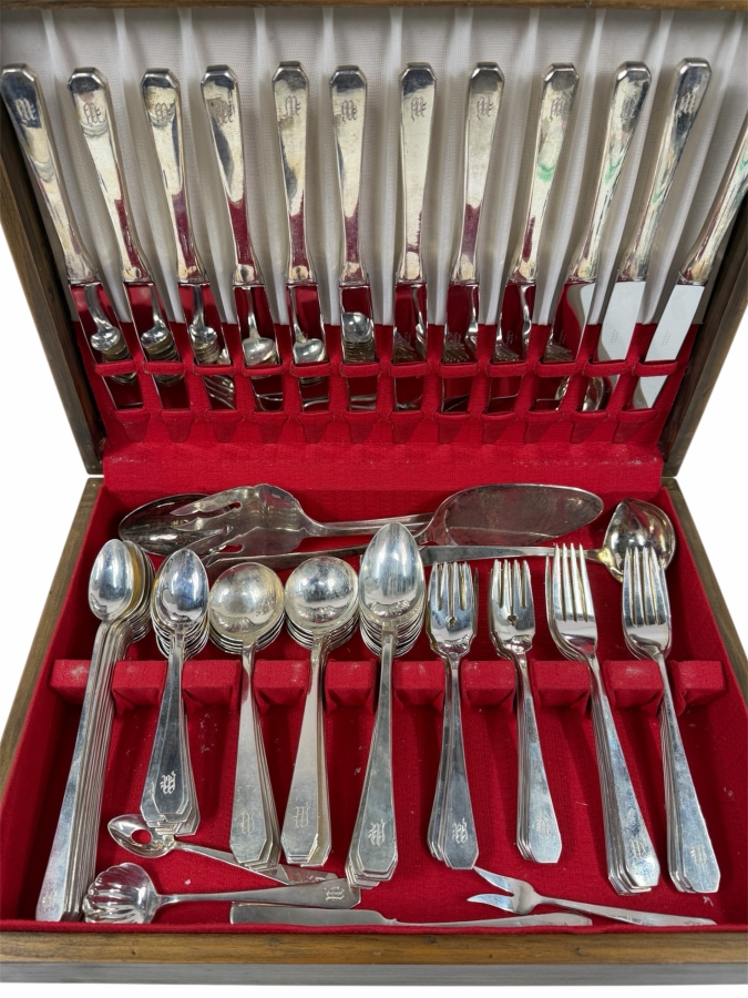 Huge Boxed Sterling Silver Flatware Service For 12 (92 Pieces) - 3,415g Of Sterling Silver $9,835 Melt Value Plus 1,180g Of Sterling Silver Handled / Stainless Blade Knives