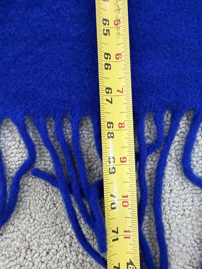 UCLA Bruins Pendleton Blanket 52.5 X 68 And UCLA Bruins Stadium Seat Cushion Pad [Photo 7]