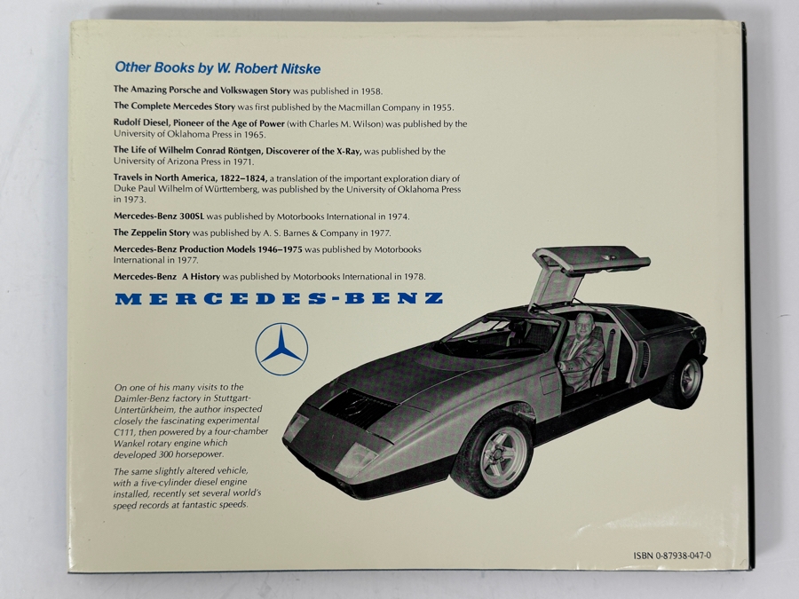 Vintage 1977 Third Printing Hardcover Book Mercedes-Benz Production Models 1946-1975 By W. Robert Nitske [Photo 8]