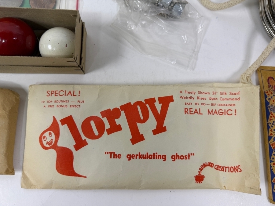 Collection Of Vintage Magic Tricks Lot #2 [Photo 11]