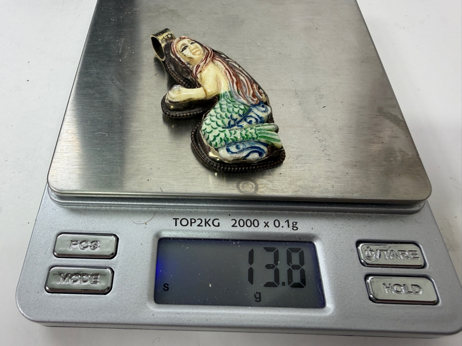 Carved Mermaid Pendant 13.8g [Photo 4]