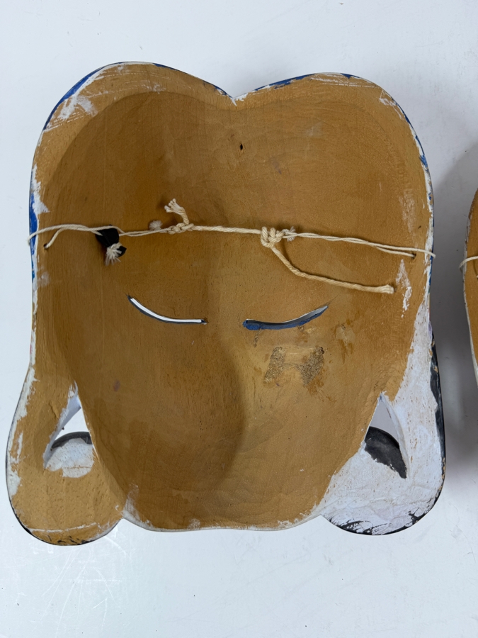 Just Added - Pair Of Hand Painted Carved Wooden Masks 7W And 5W [Photo 4]