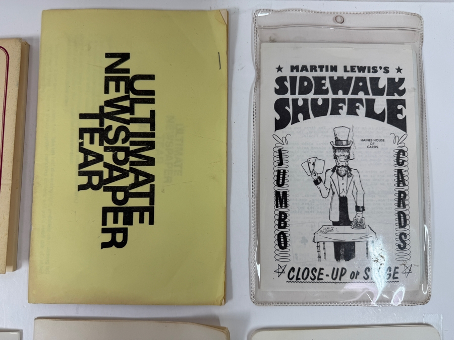 (8) Vintage Magic Trick Books [Photo 5]