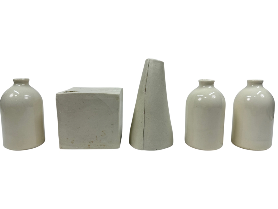 Minimalist White Ceramic Vase Set 2.75' - 4.5'H (HA)