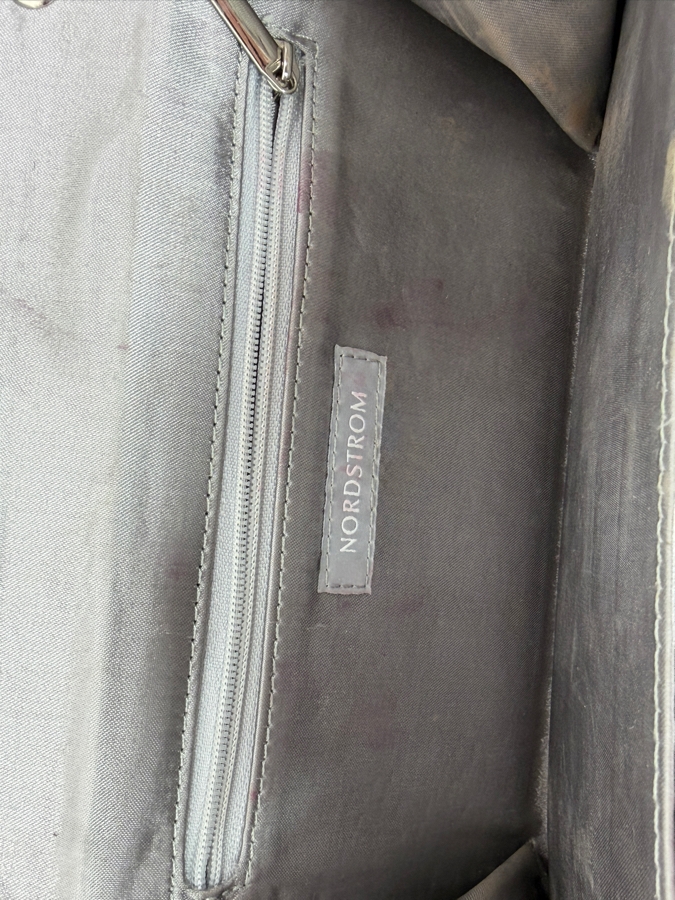 Nordstrom Women's Silver Rhinestone Crystal Evening Clutch Purse With Chain Strap And Metal Trim 9'W X 5'H (HA) [Photo 4]