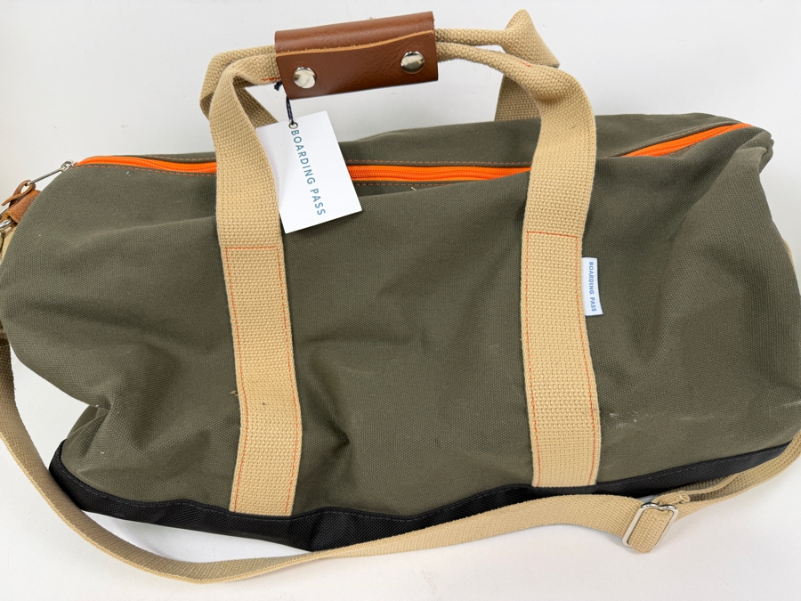 Boarding Pass Work Hard, Play Hard Duffel Bag 22'L (HA) [Photo 2]