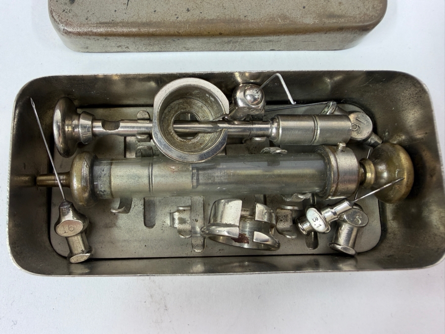 Just Added - Vintage 'Record' Brand German Glass And Metal Syringe Set [Photo 5]