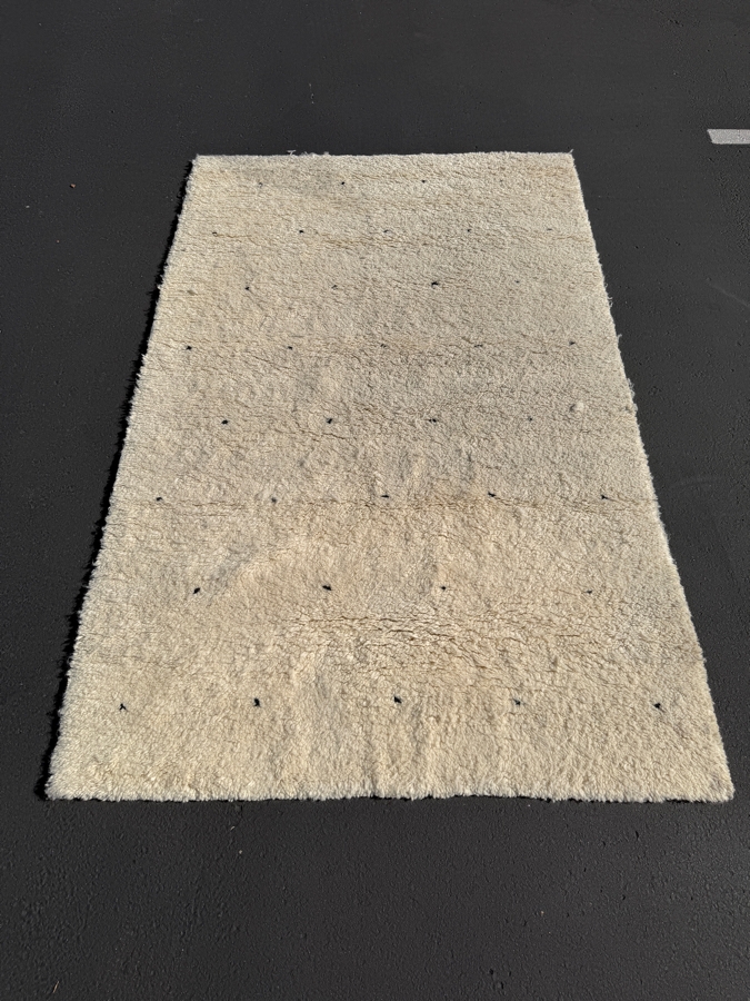 KM Feathered Dot Shag Wool Area Rug 5' X 8' Made In India (HA) [Photo 2]