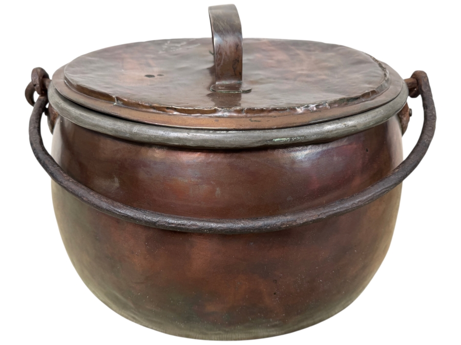 Antique Hand Wrought Hammered Copper Cooking Cauldron With Lid And Wrought Iron Handle 22W X 16D X 16H Weighs 24.44lbs (RSF)