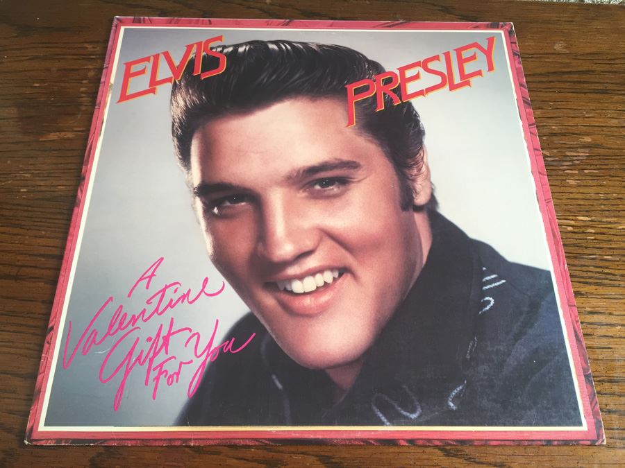 Elvis Presley ‎- A Valentine Gift For You - RCA ‎- AFL1-5353 - Red Vinyl [Photo 1]