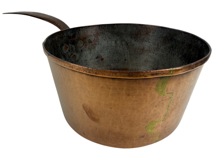 Antique Hand Wrought Copper Pot With Handle 9W X 19L X 5H (RSF)