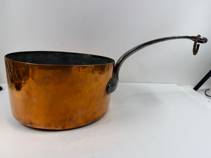 Vintage French Hammered Copper Saucepan 10'W X 20'L (RSF) [Photo 2]