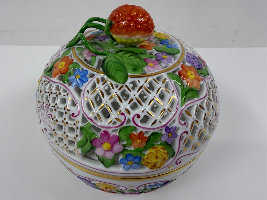 Herend Handpainted Porcelain Reticulated Potpourri Box With Strawberry Finial 6'W X 6'H (RSF) [Photo 2]