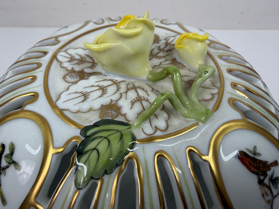 Herend Porcelain Openwork Biscuit Barrel And Lid With Hand-Painted Rothschild Birds And Floral Accents 6.5'W X 7'H (RSF) [Photo 11]