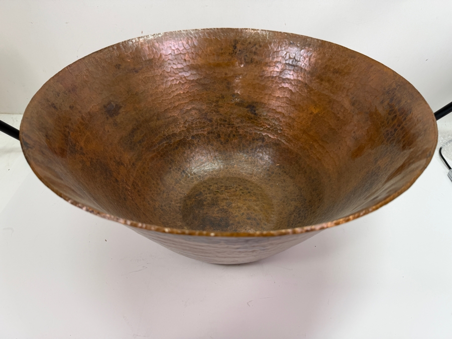 Hand Hammered Copper Bowl 16.5W (RSF) [Photo 3]
