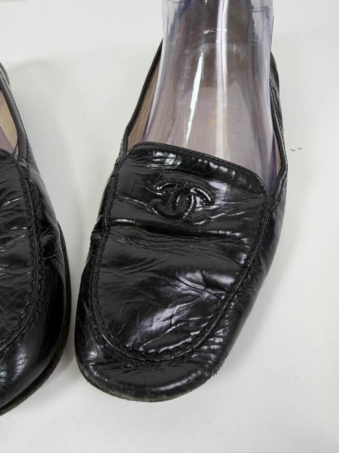 Authentic Vintage Chanel Black Patent Leather Loafers With Iconic 'CC' Logo Size 38.5 (HA)
 [Photo 7]
