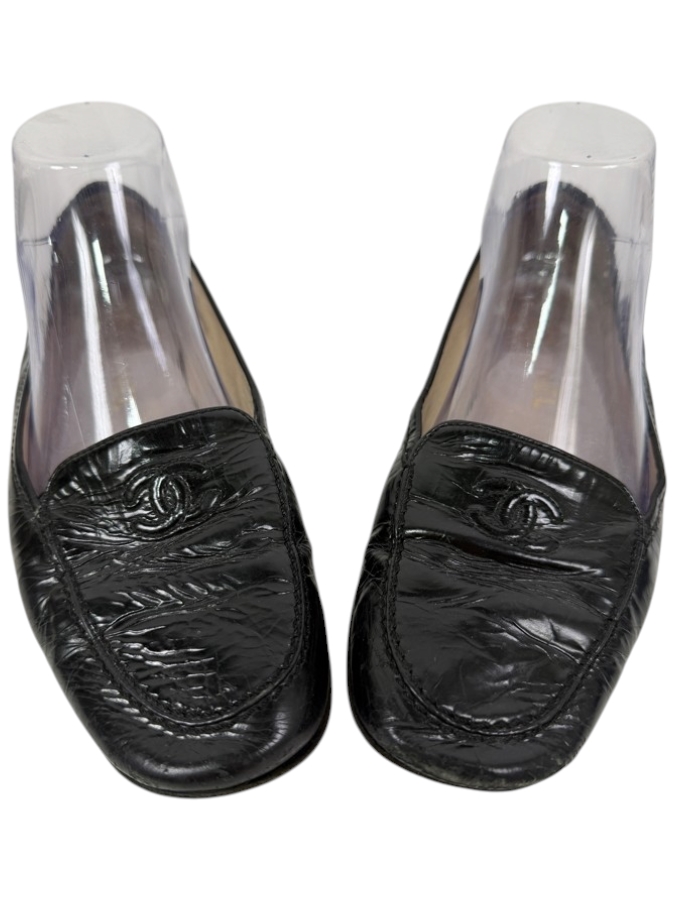 Authentic Vintage Chanel Black Patent Leather Loafers With Iconic 'CC' Logo Size 38.5 (HA)
