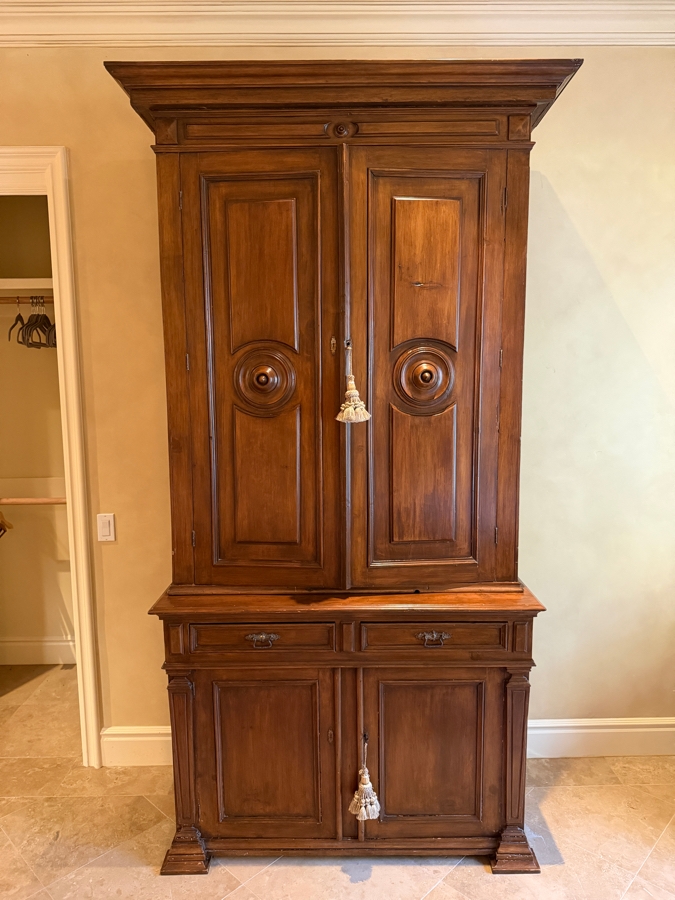 Stunning Antique Wooden 2-Piece Cabinet 50W X 20D X 101H